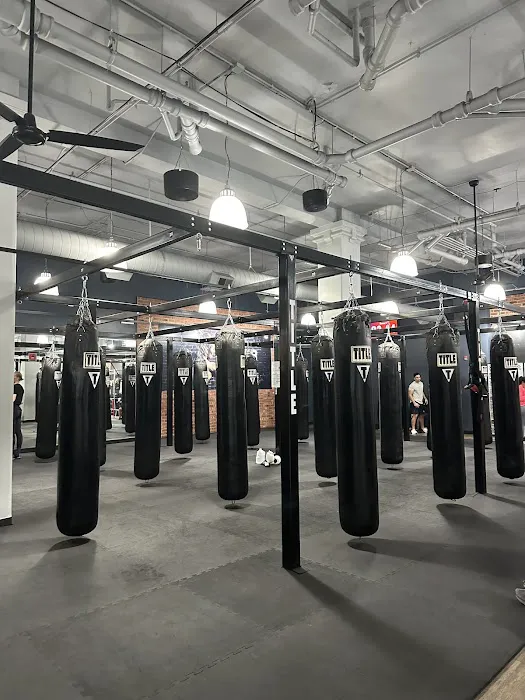TITLE Boxing Club Chicago West Loop Picture 1