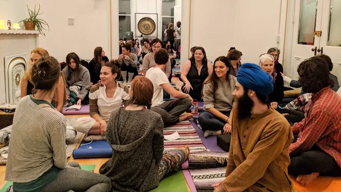 Sat Nam Yoga Chicago Picture 3