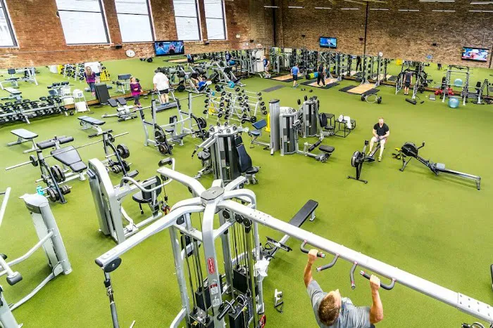 West Loop Athletic Club Picture 9