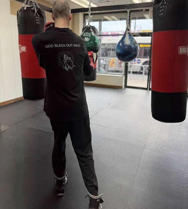 OUT WEST BOXING Picture 2