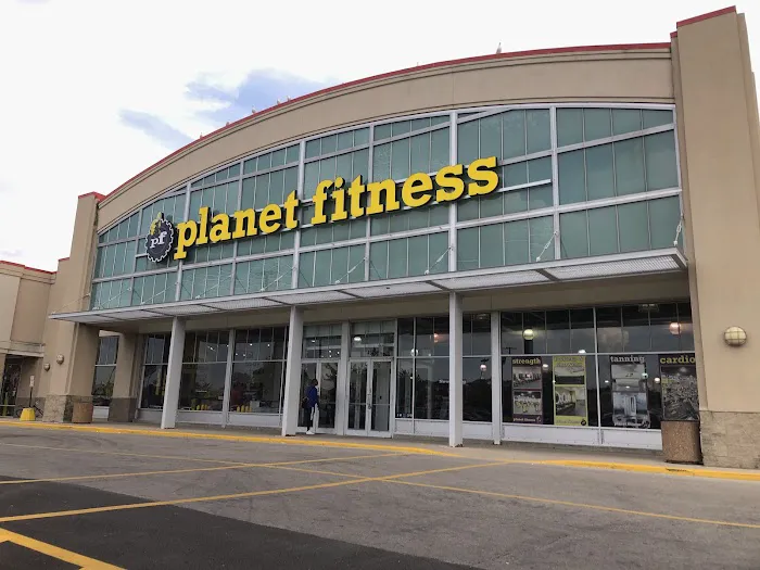 Planet Fitness Picture 4