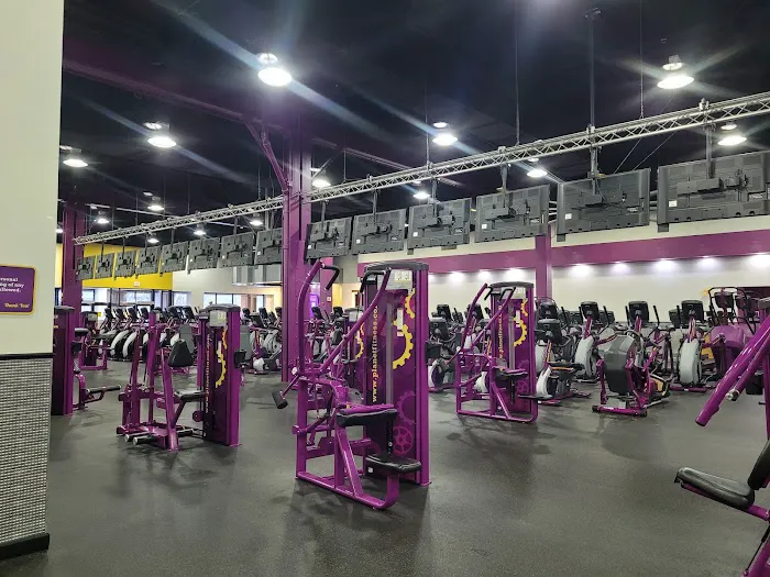 Planet Fitness Picture 2