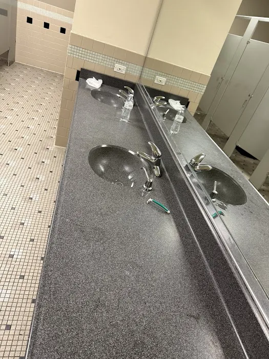 LA Fitness Picture 8