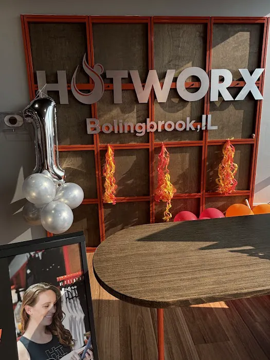 HOTWORX- Bolingbrook, IL Picture 1