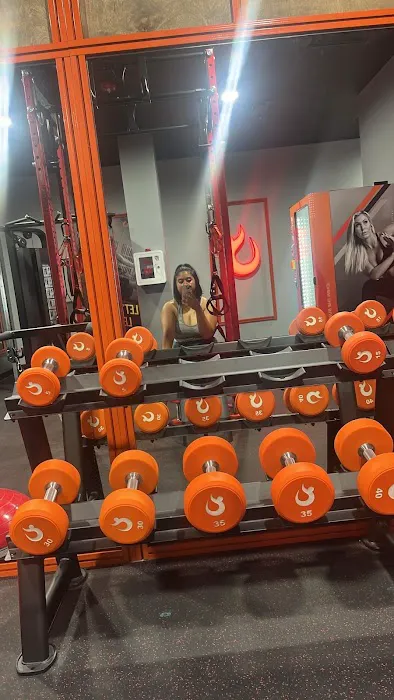 HOTWORX- Bolingbrook, IL Picture 5