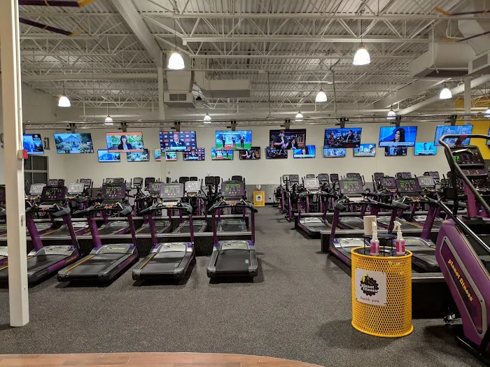Planet Fitness Picture 1