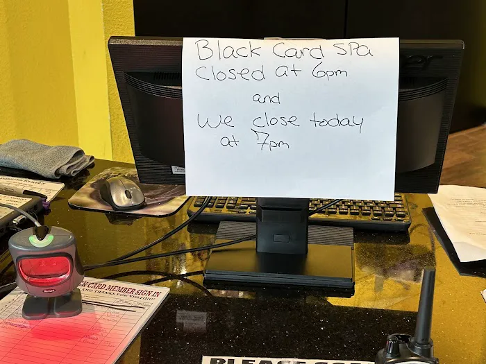 Planet Fitness Picture 10