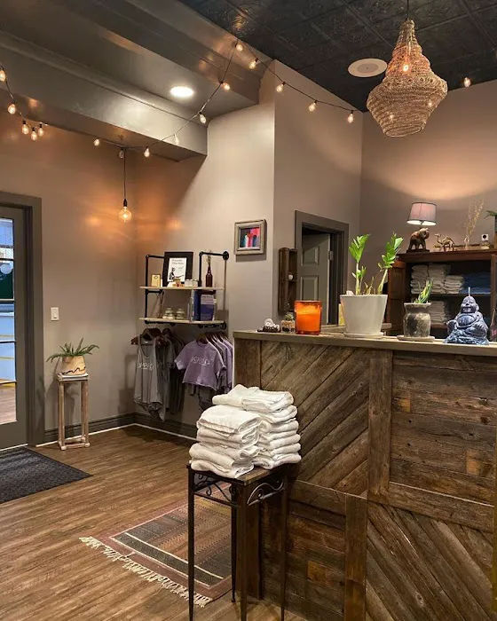 Jacaranda Yoga Picture 4