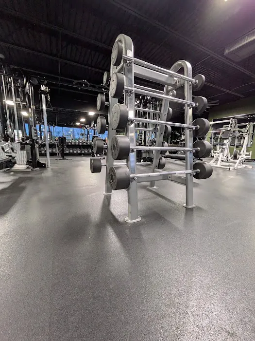 Iron Ridge Gym Picture 9