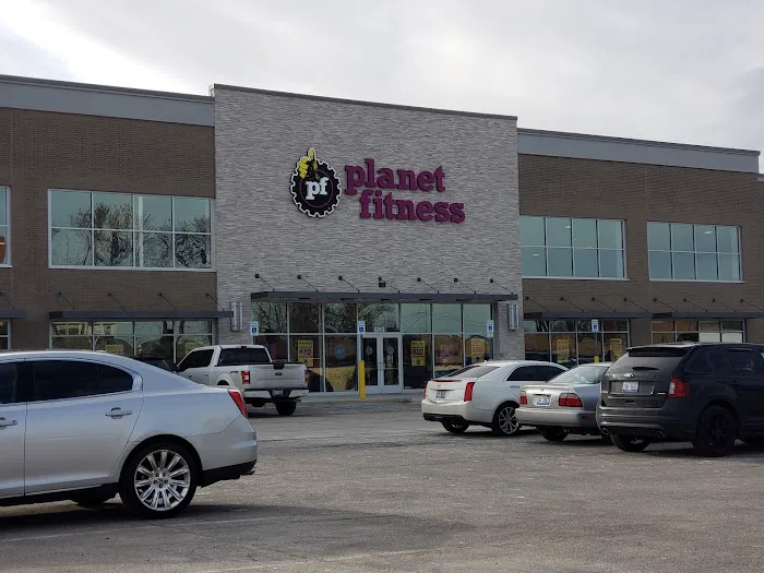 Planet Fitness Picture 4