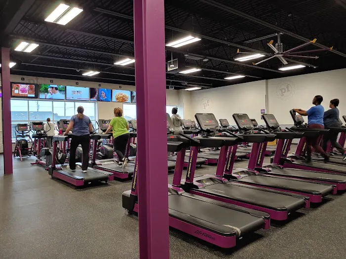 Planet Fitness Picture 3