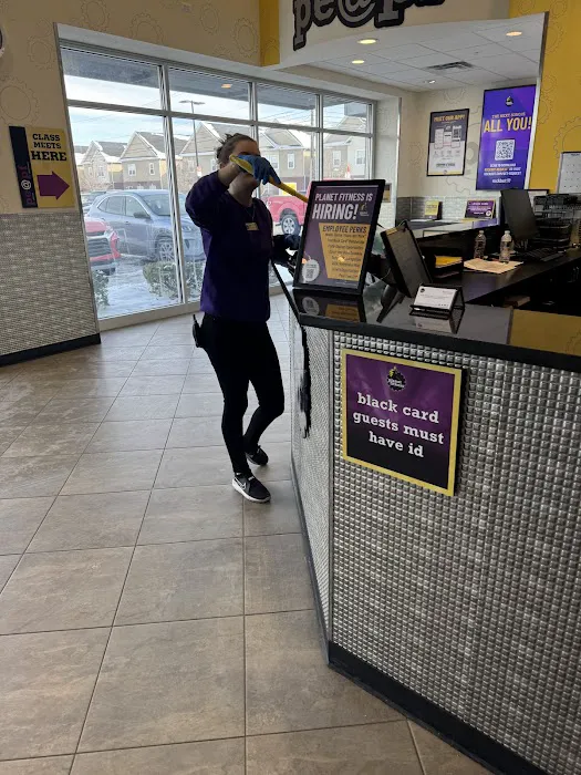 Planet Fitness Picture 10
