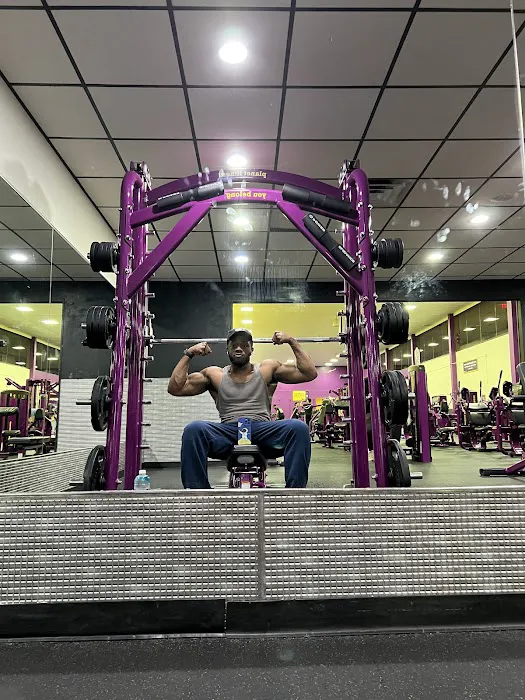 Planet Fitness Picture 2