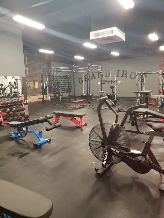 Grand Iron Gym Picture 4