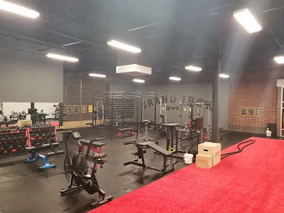 Grand Iron Gym Picture 7