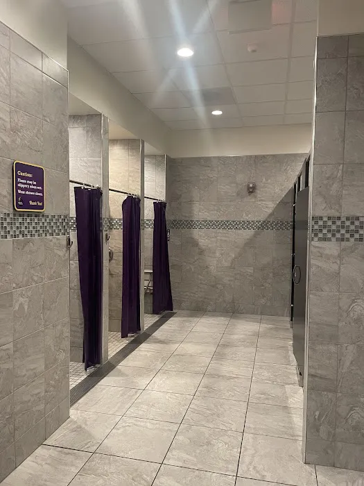 Planet Fitness Picture 2