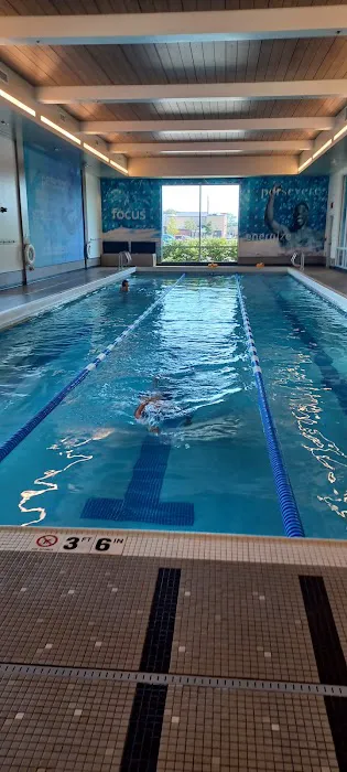 LA Fitness Picture 6