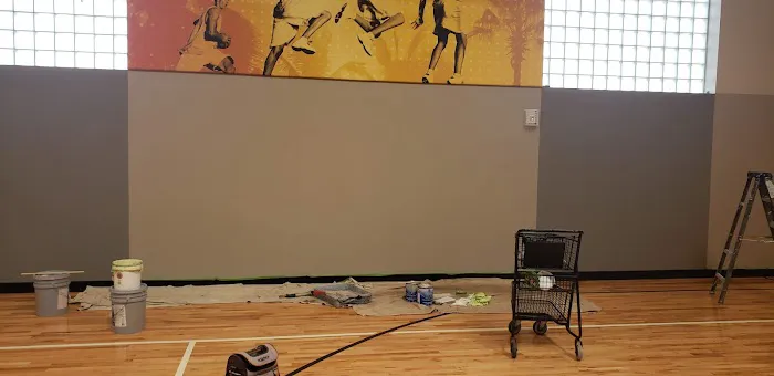 LA Fitness Picture 7