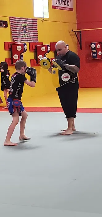 Team Toro Janjira Muay Thai Picture 7