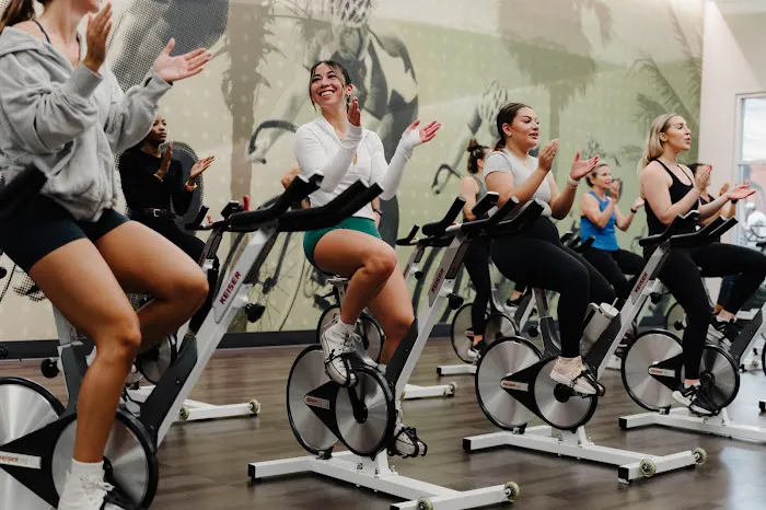 LA Fitness Picture 5