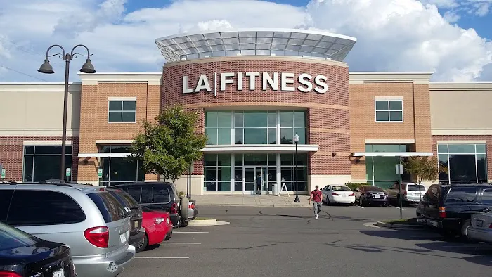 LA Fitness Picture 1