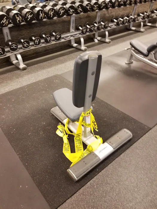 LA Fitness Picture 4