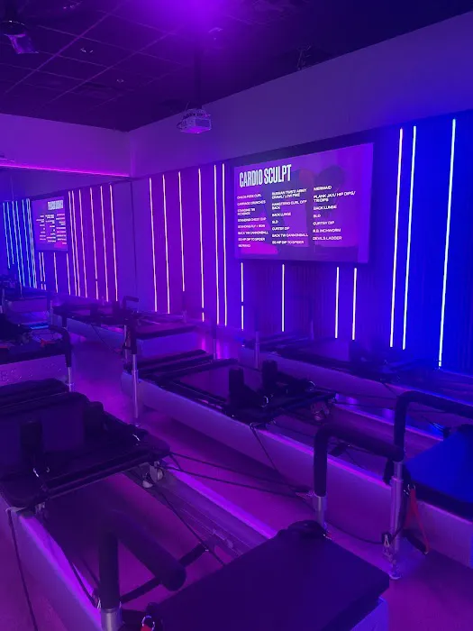 BODYROK WEST LOOP Picture 1