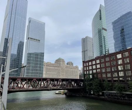 150 N Wacker Drive Building