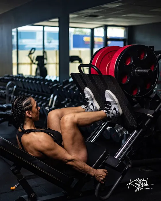 JJ FITNESS LIFE STUDIO Picture 1