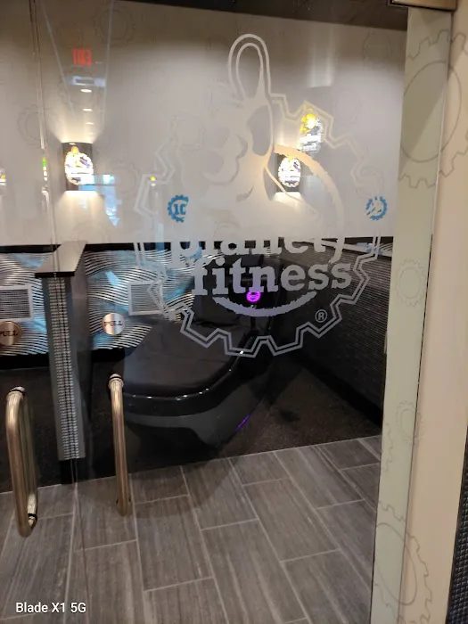 Planet Fitness Picture 3