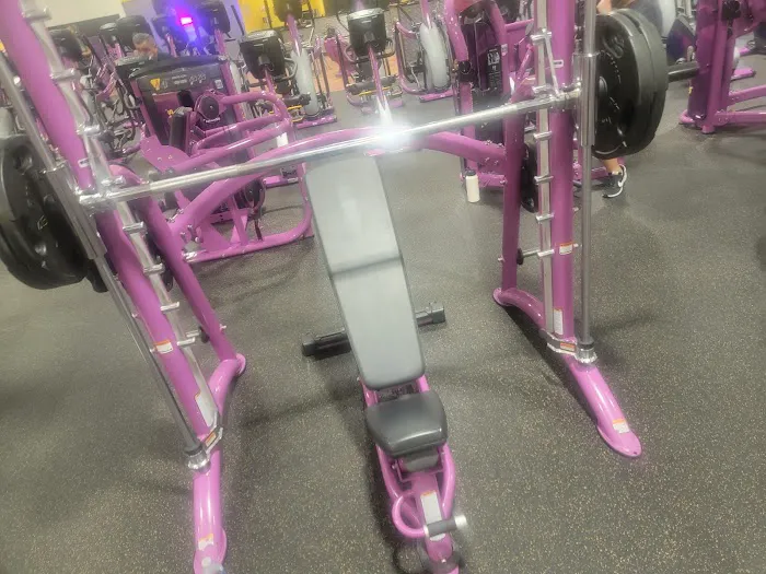 Planet Fitness Picture 9