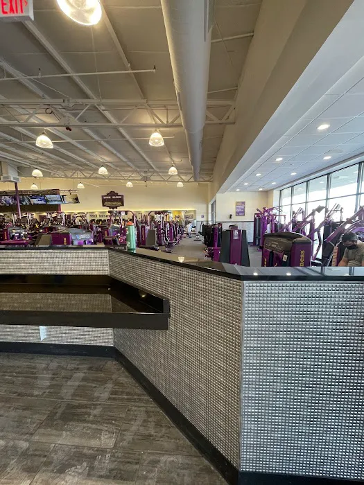 Planet Fitness Picture 4