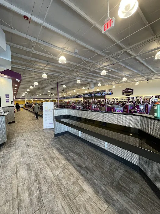 Planet Fitness Picture 5