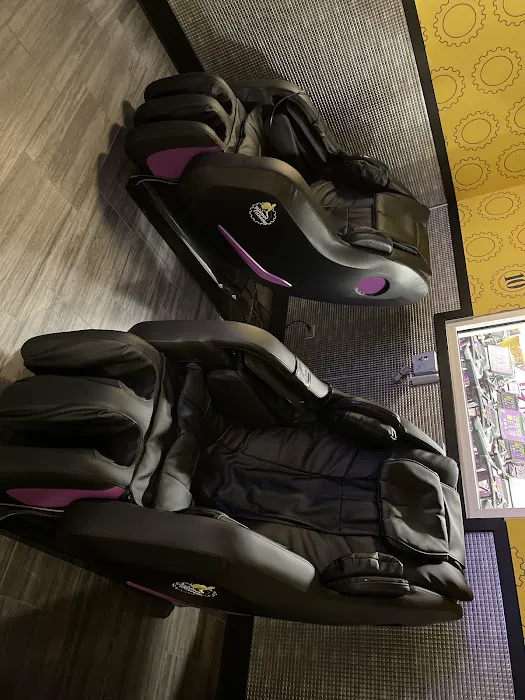 Planet Fitness Picture 10