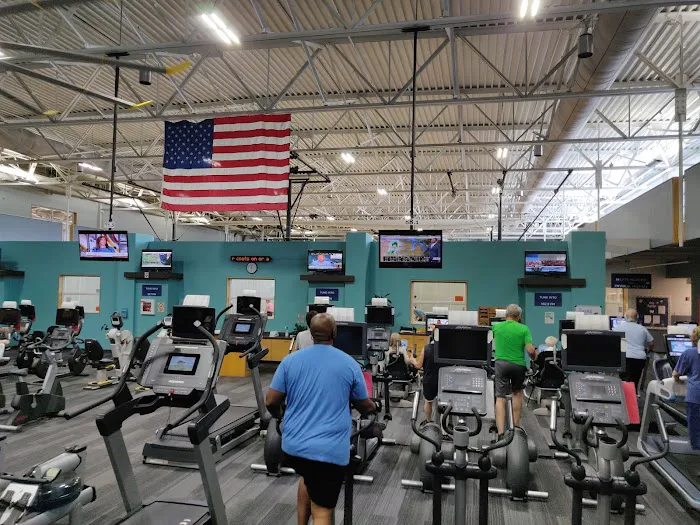 Endeavor Health Fitness & Wellness Center – Seven Bridges Picture 9