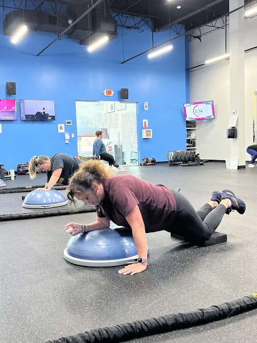 Delta Life Fitness - Naperville Picture 10