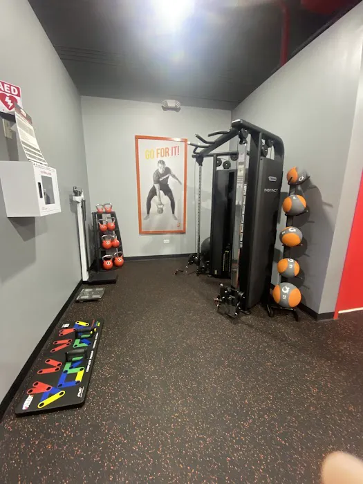 HOTWORX - Naperville, IL - 75th St Picture 8