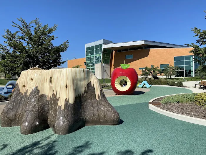 Fitness Court at Frontier Sports Complex Picture 1