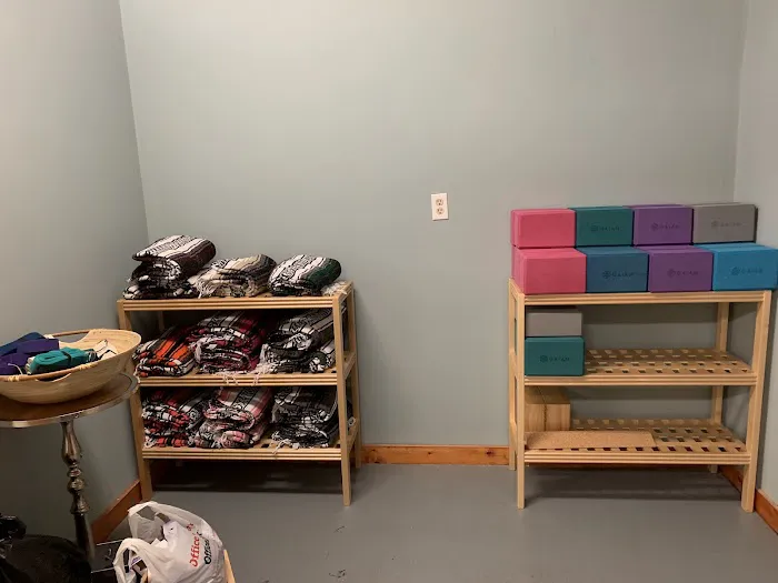 Free Spirit Yoga Picture 1