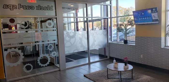 Planet Fitness Picture 10