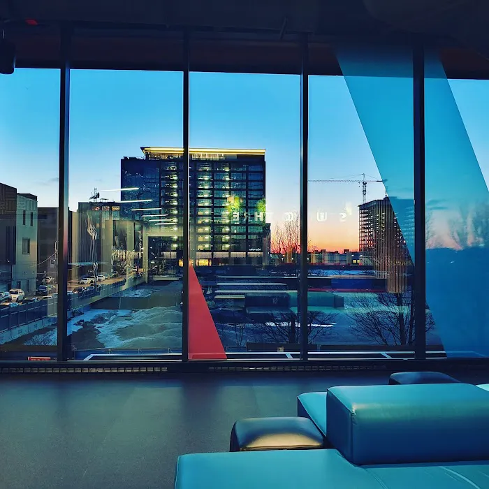 Studio Three Fulton Market Picture 4