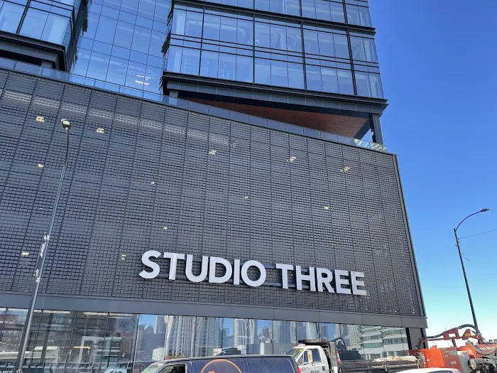 Studio Three Fulton Market Picture 10