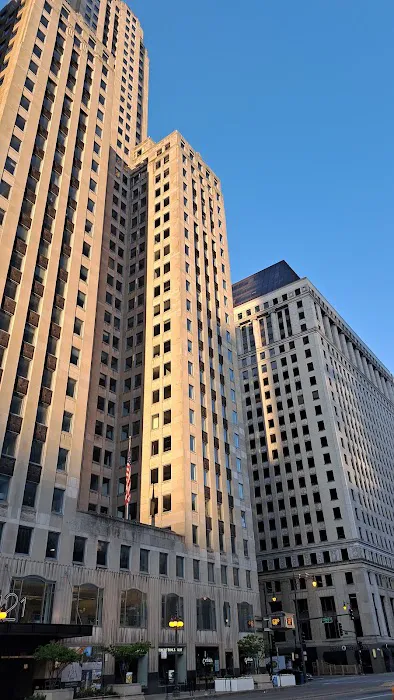 LifeStart- 222 N La Salle St Picture 5