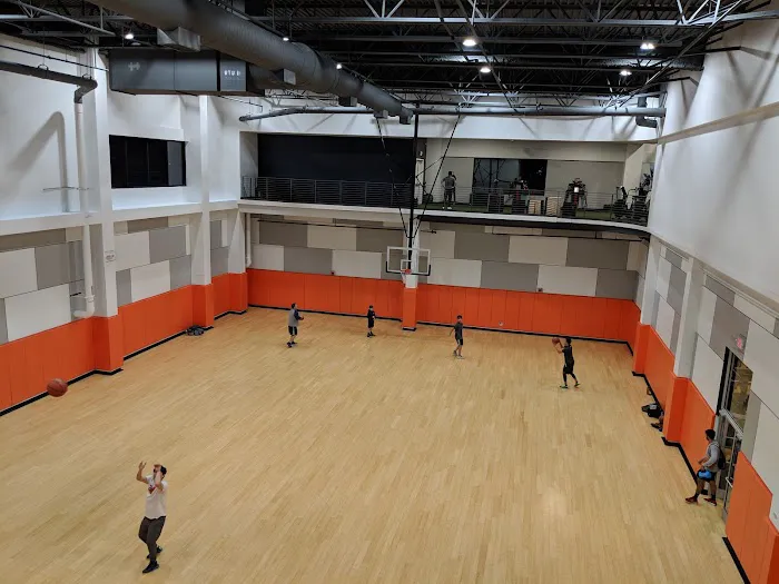 Onelife Fitness - Rockville Picture 7