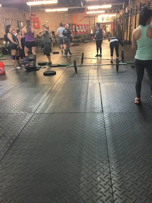 Chicago Elite Fitness - Home of Bucktown CrossFit Picture 8