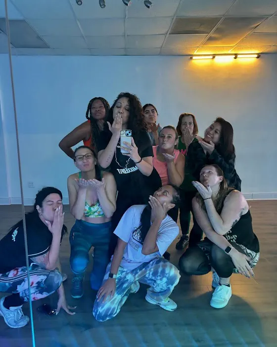 Mi Flow Studio Picture 6