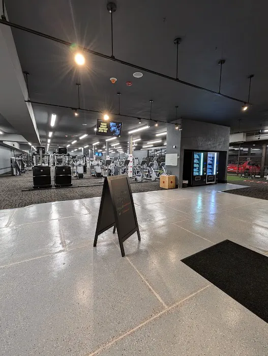 Majestic Fitness Chicago Picture 8