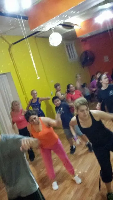 NUTRI-FITNESS ZUMBA STUDIO Picture 9