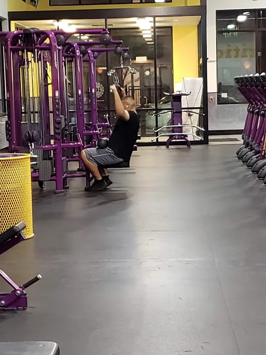 Planet Fitness Picture 5