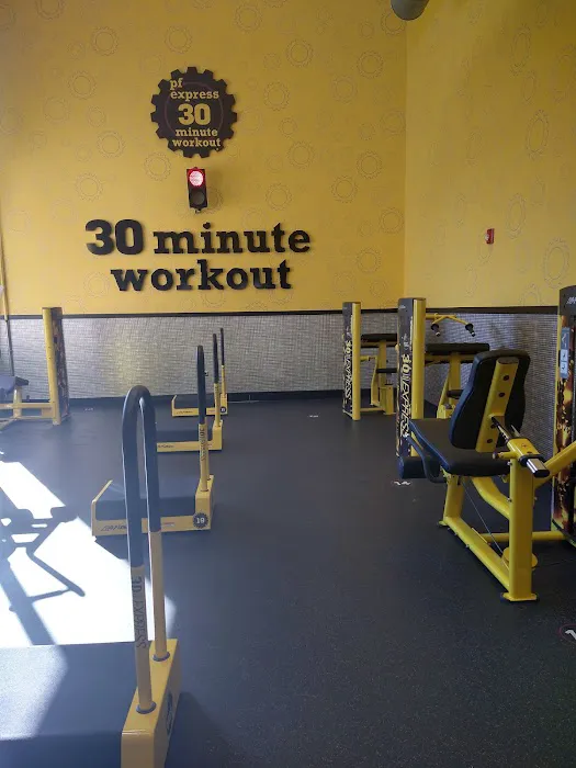 Planet Fitness Picture 7